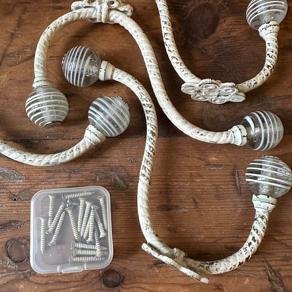 Anthropologie 4 Distressed White Glass & Iron Hooks NWOT - Picture 5 of 6